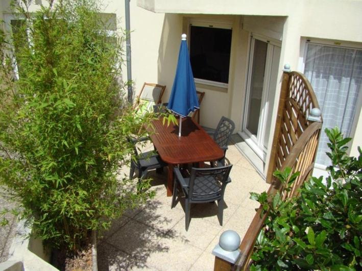Le F-de Bassan Apartament *